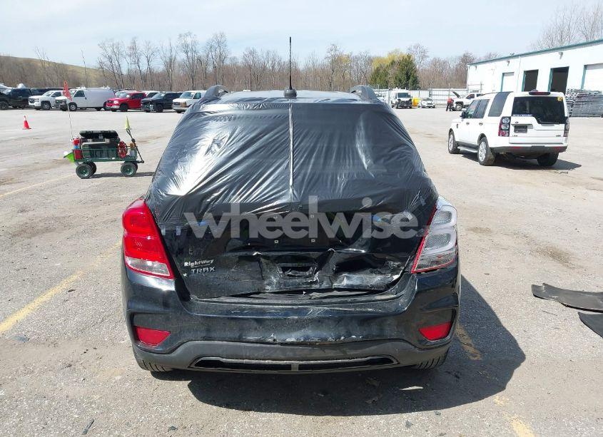 Photo 16 of 2019 Chevrolet Trax LT (VIN 3GNCJLSB2KL141661)