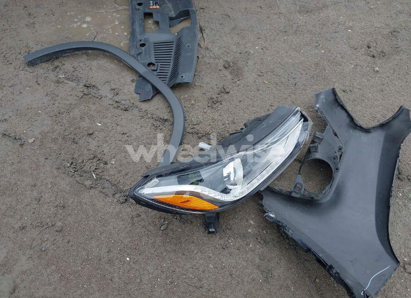 Photo 18 of 2019 Chevrolet Trax LT (VIN 3GNCJLSB2KL212115)