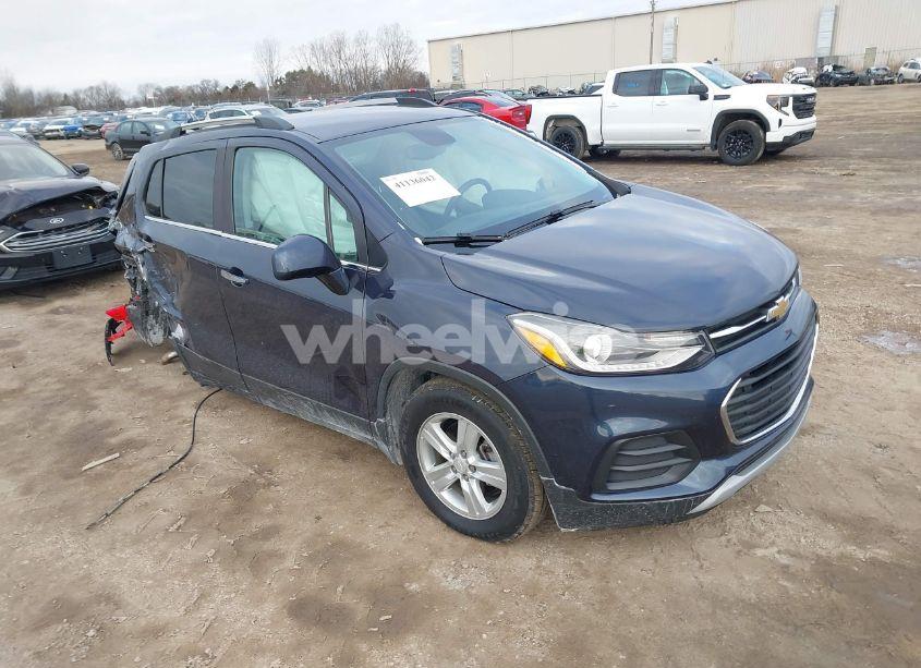 2019 Chevrolet Trax LT (VIN 3GNCJLSB2KL297313) main photo