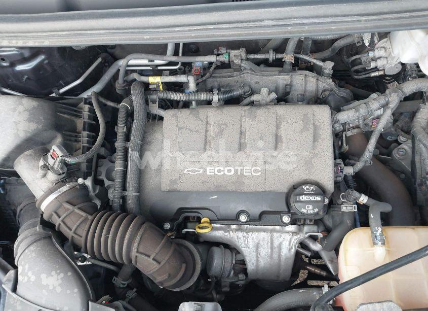 Photo 10 of 2019 Chevrolet Trax LT (VIN 3GNCJLSB2KL297313)