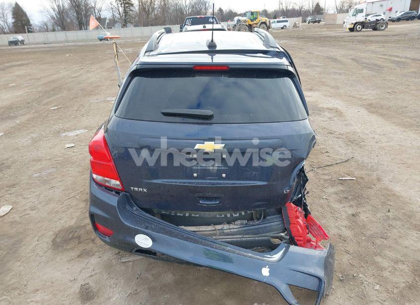 Photo 16 of 2019 Chevrolet Trax LT (VIN 3GNCJLSB2KL297313)