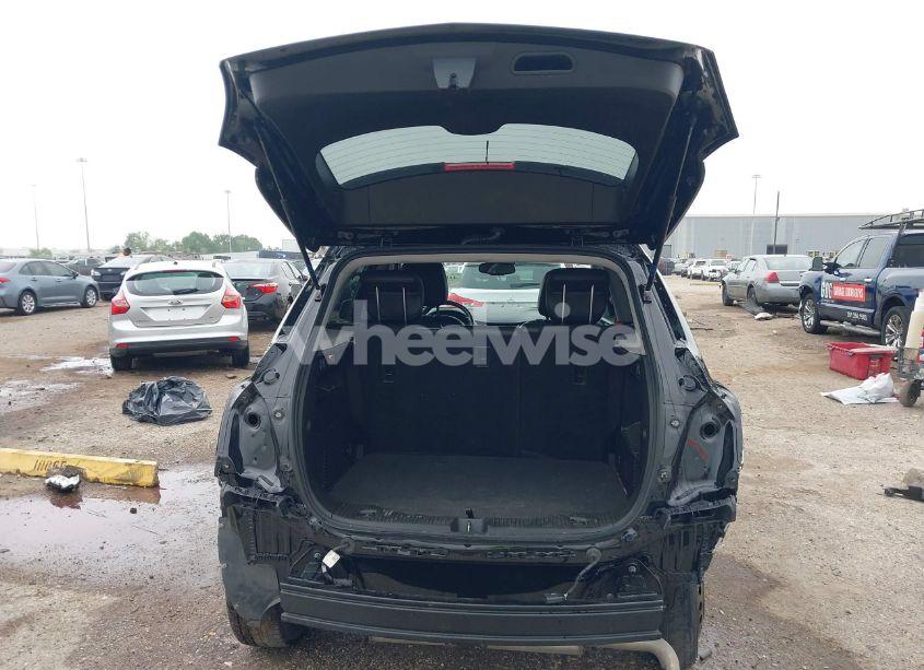 Photo 18 of 2020 Chevrolet Trax FWD LT (VIN 3GNCJLSB2LL136235)