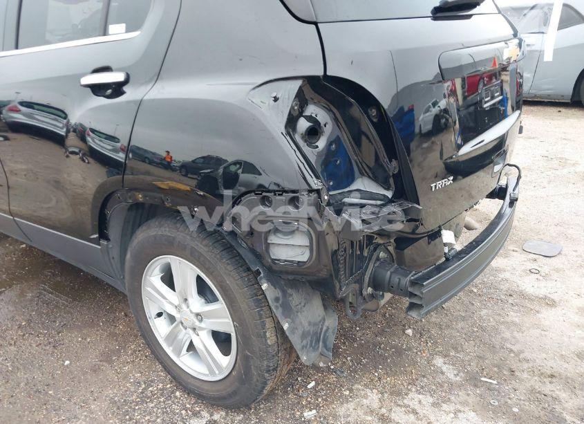 Photo 20 of 2020 Chevrolet Trax FWD LT (VIN 3GNCJLSB2LL136235)