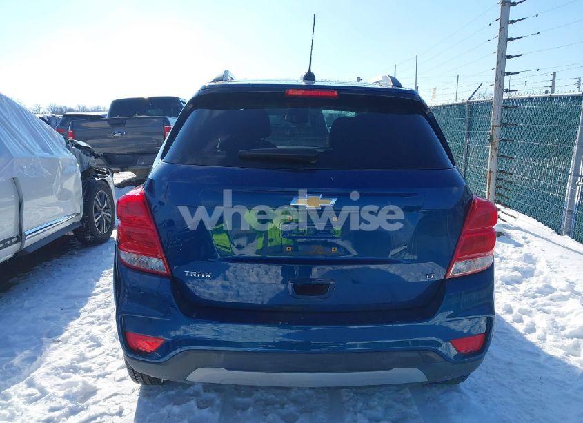 Photo 16 of 2020 Chevrolet Trax FWD LT (VIN 3GNCJLSB2LL169719)