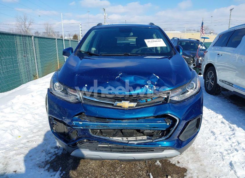 Photo 6 of 2020 Chevrolet Trax FWD LT (VIN 3GNCJLSB2LL169719)