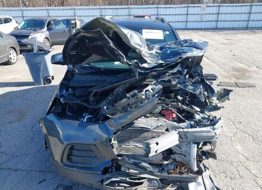 Photo 12 of 2020 Chevrolet Trax FWD LT (VIN 3GNCJLSB2LL189419)