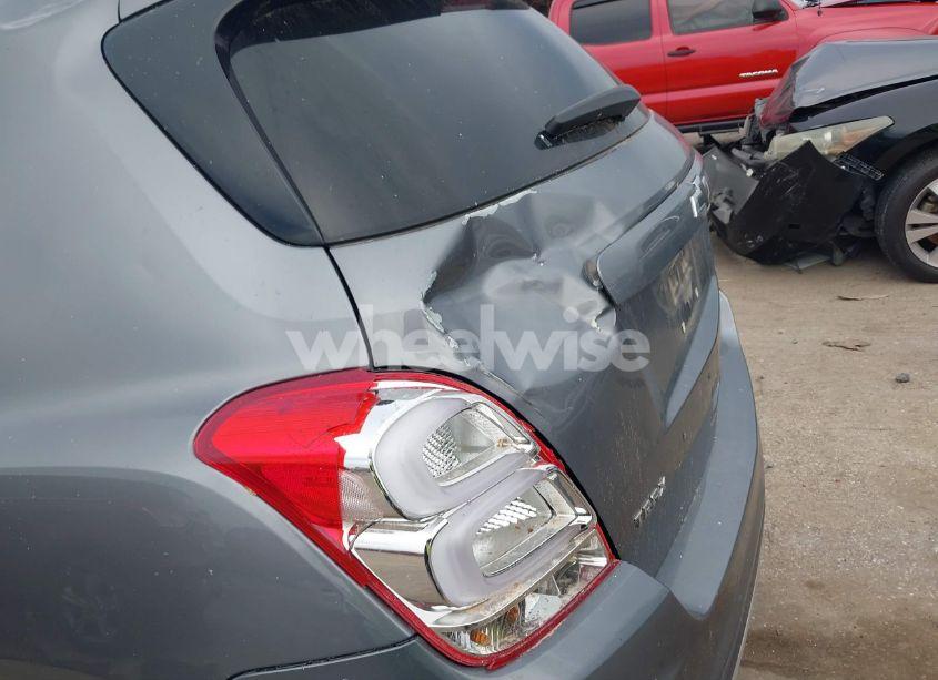 Photo 6 of 2020 Chevrolet Trax FWD LT (VIN 3GNCJLSB2LL282280)