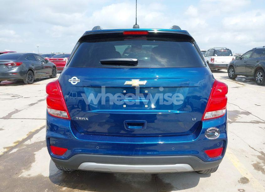 Photo 16 of 2020 Chevrolet Trax FWD LT (VIN 3GNCJLSB2LL308702)