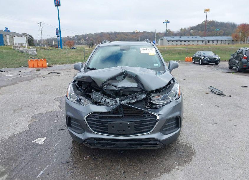 Photo 12 of 2020 Chevrolet Trax FWD LT (VIN 3GNCJLSB2LL308988)