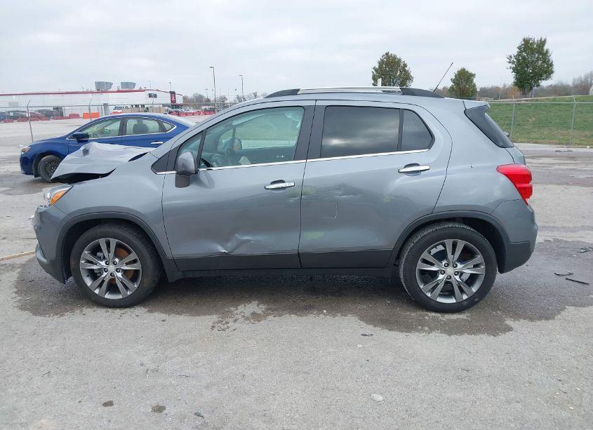 Photo 14 of 2020 Chevrolet Trax FWD LT (VIN 3GNCJLSB2LL308988)