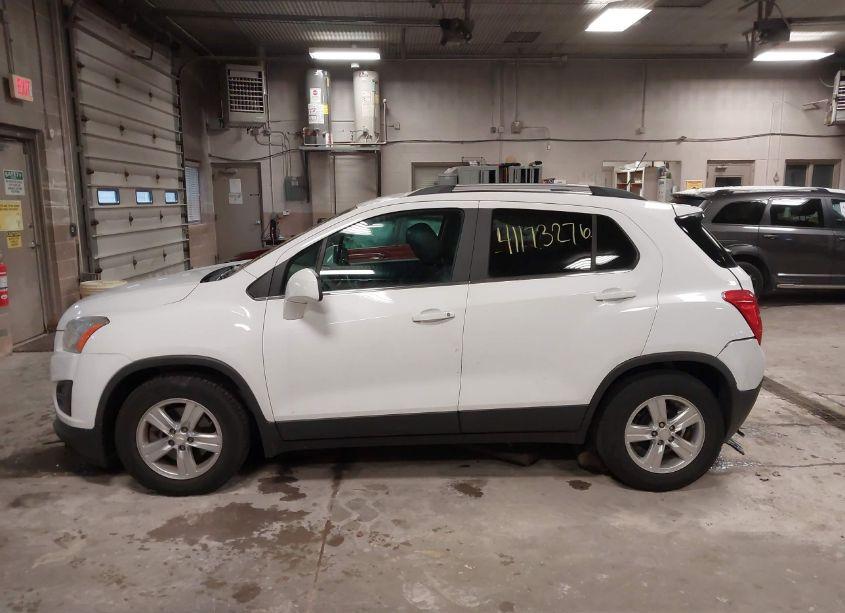 Photo 14 of 2015 Chevrolet Trax LT (VIN 3GNCJLSB3FL167384)