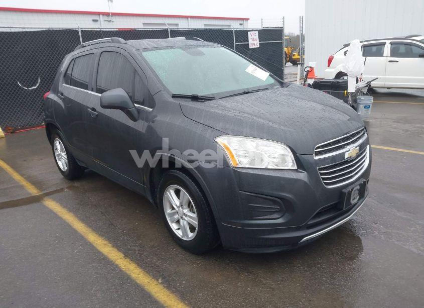 2016 Chevrolet Trax LT (VIN 3GNCJLSB3GL159173) main photo