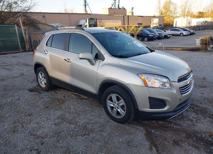 2016 Chevrolet Trax LT (VIN 3GNCJLSB3GL260147) main photo