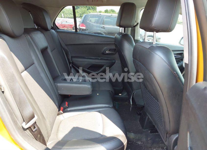 Photo 8 of 2017 Chevrolet Trax LT (VIN 3GNCJLSB3HL155254)