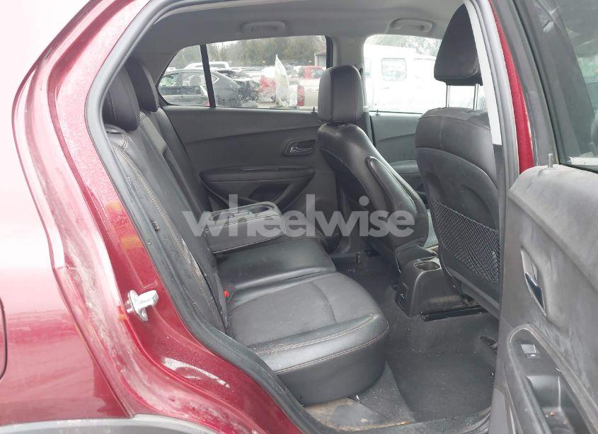 Photo 8 of 2017 Chevrolet Trax LT (VIN 3GNCJLSB3HL159787)