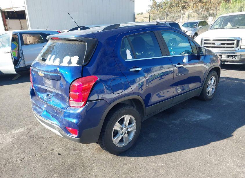 Photo 4 of 2017 Chevrolet Trax LT (VIN 3GNCJLSB3HL199500)