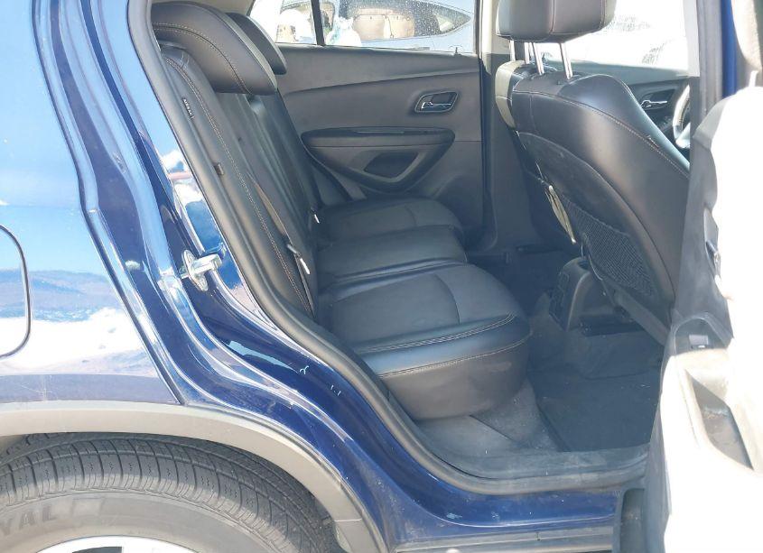 Photo 8 of 2017 Chevrolet Trax LT (VIN 3GNCJLSB3HL199500)