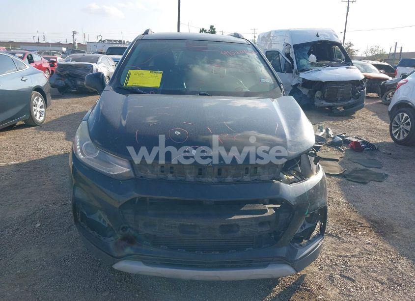 Photo 13 of 2018 Chevrolet Trax LT (VIN 3GNCJLSB3JL377279)