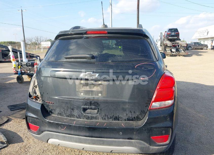 Photo 17 of 2018 Chevrolet Trax LT (VIN 3GNCJLSB3JL377279)