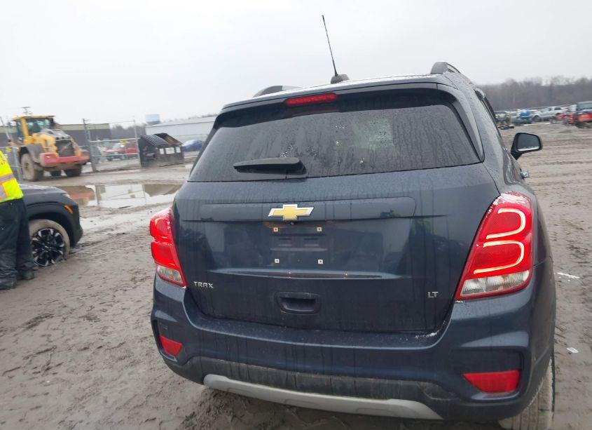 Photo 16 of 2018 Chevrolet Trax LT (VIN 3GNCJLSB3JL377542)