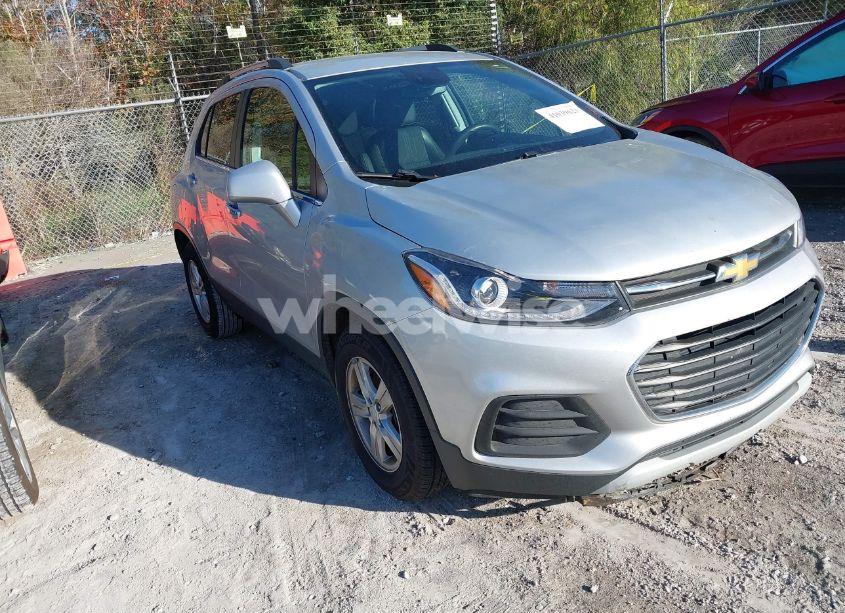 2019 Chevrolet Trax LT (VIN 3GNCJLSB3KL167363) main photo