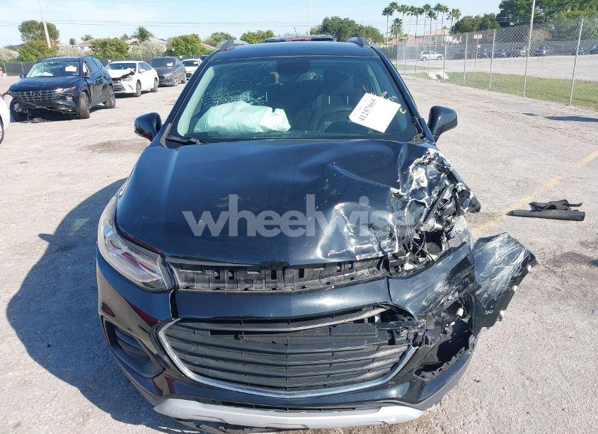 Photo 12 of 2019 Chevrolet Trax LT (VIN 3GNCJLSB3KL177729)