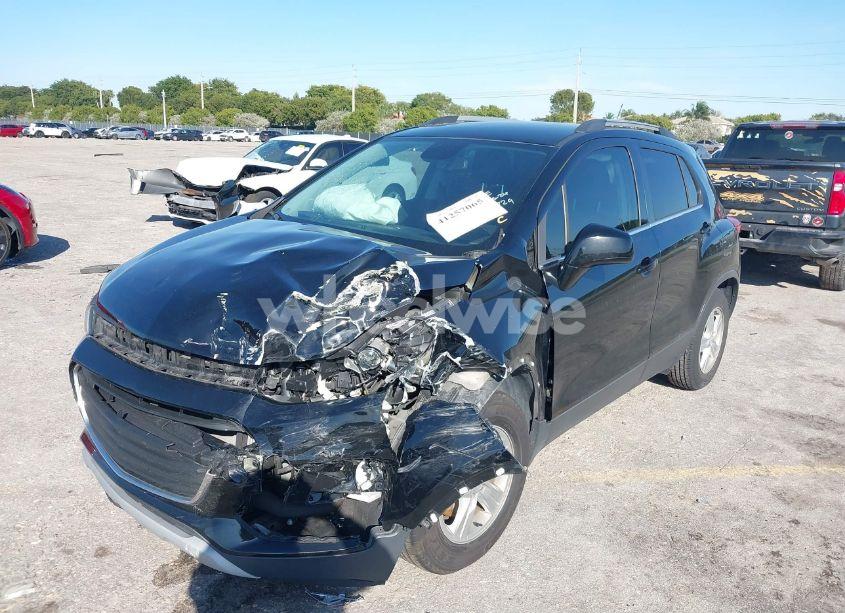 Photo 6 of 2019 Chevrolet Trax LT (VIN 3GNCJLSB3KL177729)