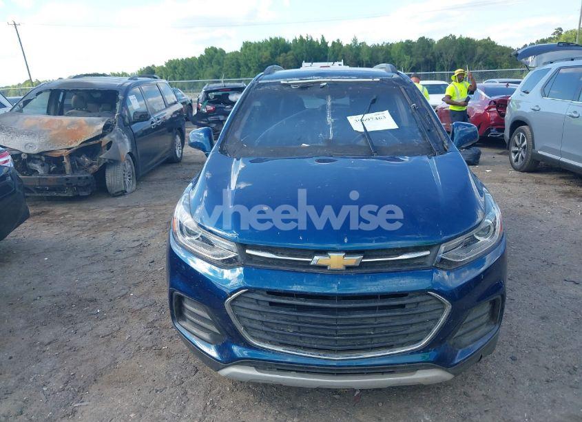Photo 12 of 2019 Chevrolet Trax LT (VIN 3GNCJLSB3KL211717)