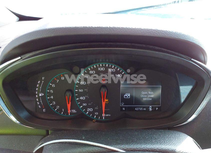 Photo 7 of 2019 Chevrolet Trax LT (VIN 3GNCJLSB3KL212561)