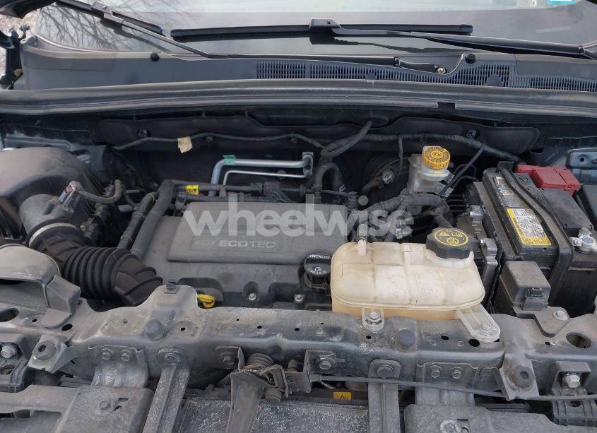 Photo 10 of 2019 Chevrolet Trax LT (VIN 3GNCJLSB3KL392740)