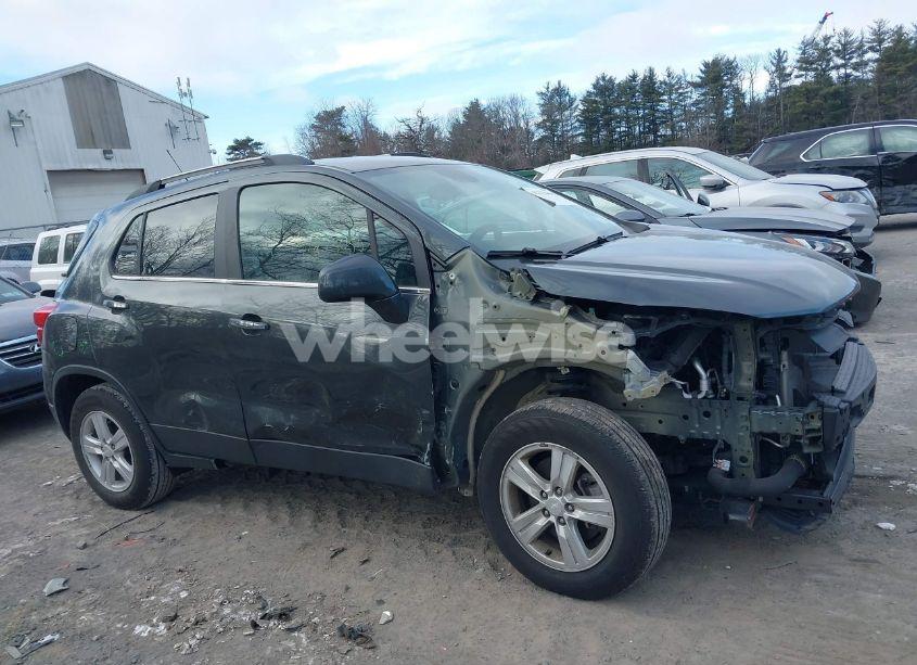 Photo 13 of 2019 Chevrolet Trax LT (VIN 3GNCJLSB3KL392740)