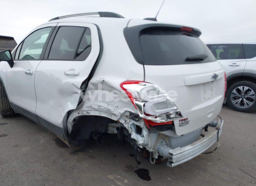 Photo 6 of 2020 Chevrolet Trax FWD LT (VIN 3GNCJLSB3LL146241)