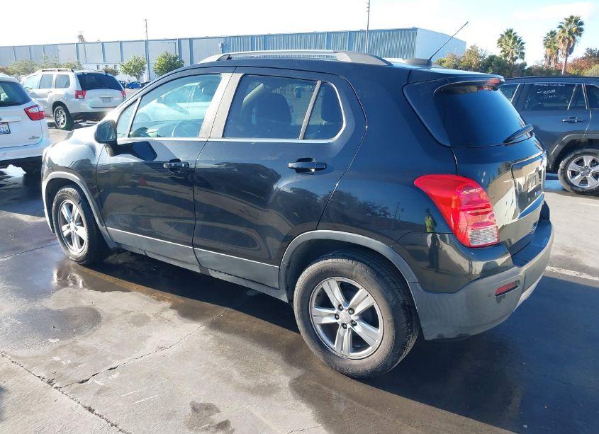 Photo 3 of 2015 Chevrolet Trax LT (VIN 3GNCJLSB4FL169614)