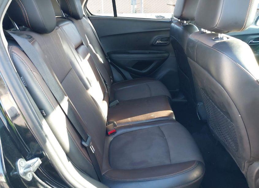 Photo 8 of 2015 Chevrolet Trax LT (VIN 3GNCJLSB4FL169614)