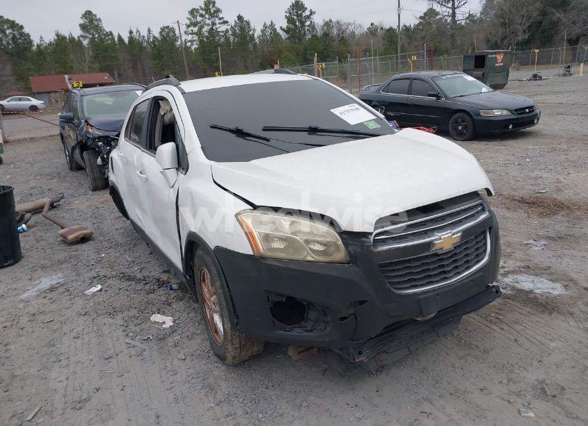 2015 Chevrolet Trax LT (VIN 3GNCJLSB4FL184372) main photo