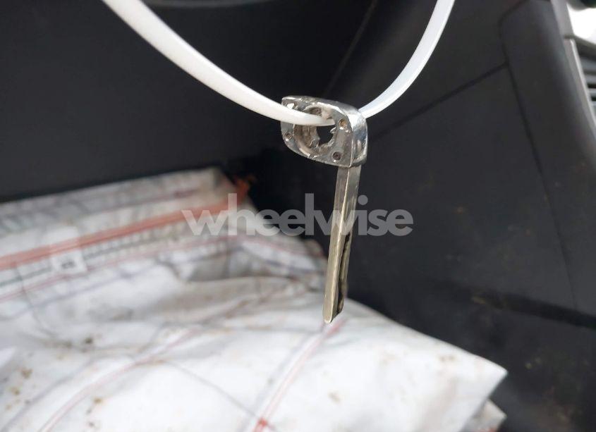 Photo 11 of 2015 Chevrolet Trax LT (VIN 3GNCJLSB4FL184372)