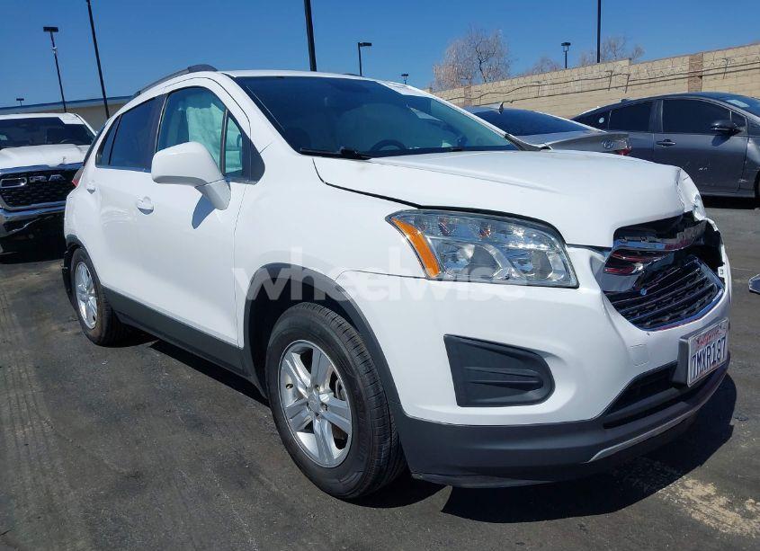 2016 Chevrolet Trax LT (VIN 3GNCJLSB4GL158324) main photo