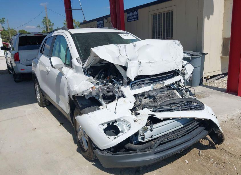 2016 Chevrolet Trax LT (VIN 3GNCJLSB4GL161479) main photo