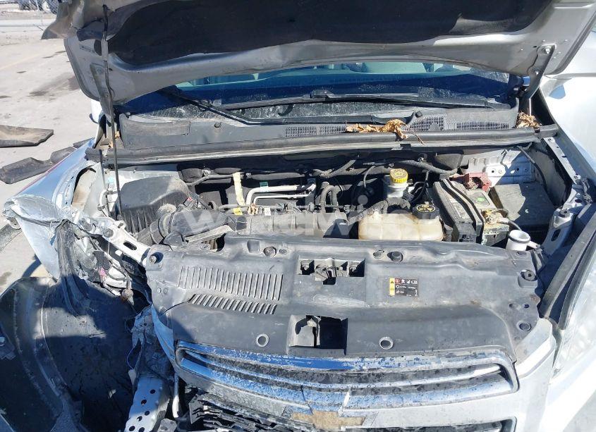 Photo 10 of 2016 Chevrolet Trax LT (VIN 3GNCJLSB4GL243373)