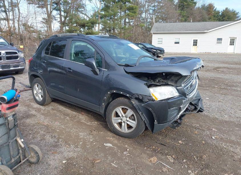 2016 Chevrolet Trax LT (VIN 3GNCJLSB4GL273490) main photo