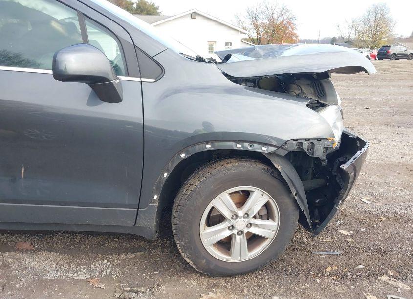 Photo 13 of 2016 Chevrolet Trax LT (VIN 3GNCJLSB4GL273490)