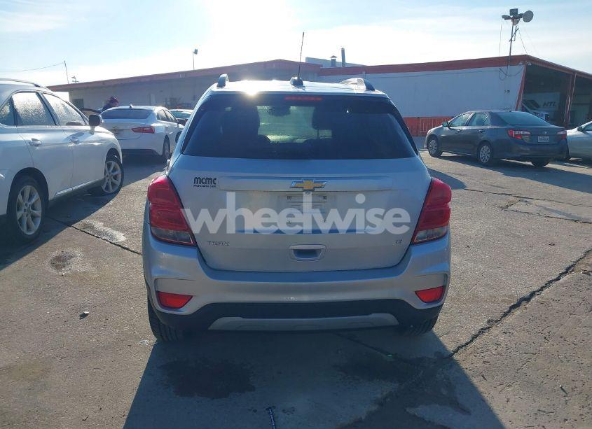 Photo 16 of 2017 Chevrolet Trax LT (VIN 3GNCJLSB4HL164092)