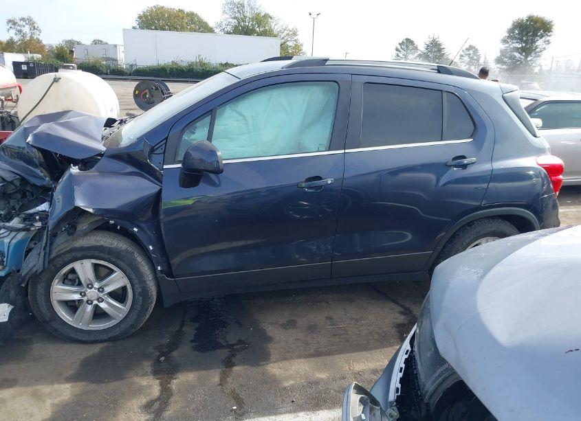 Photo 14 of 2018 Chevrolet Trax LT (VIN 3GNCJLSB4JL153924)