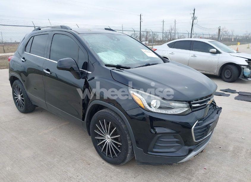 2018 Chevrolet Trax LT (VIN 3GNCJLSB4JL189256) main photo