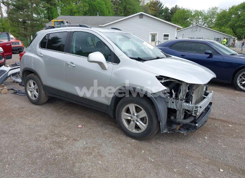 2019 Chevrolet Trax LT (VIN 3GNCJLSB4KL256651) main photo