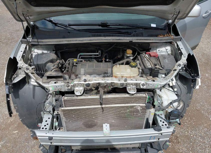 Photo 10 of 2019 Chevrolet Trax LT (VIN 3GNCJLSB4KL256651)