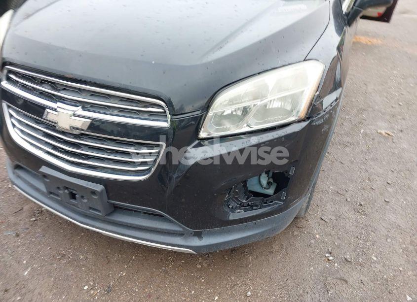 Photo 6 of 2015 Chevrolet Trax LT (VIN 3GNCJLSB5FL186633)