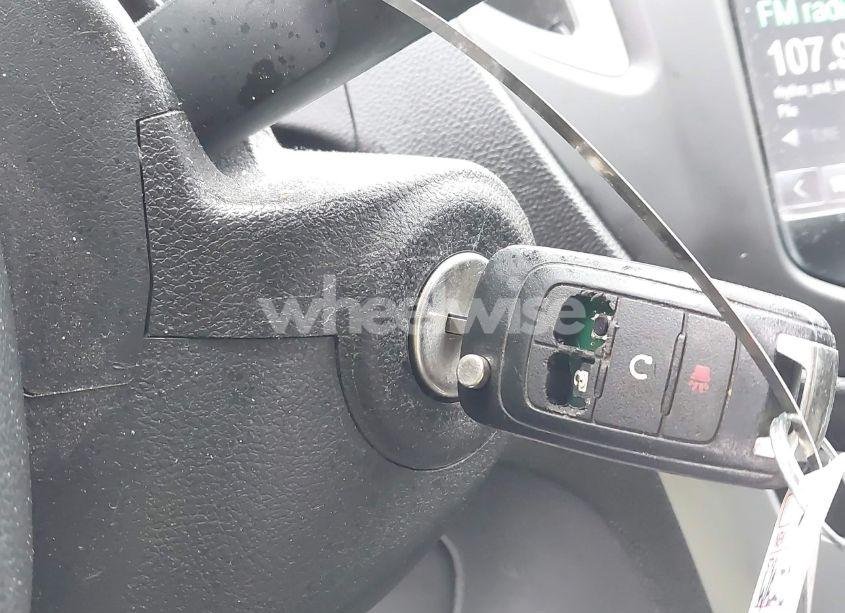 Photo 11 of 2015 Chevrolet Trax LT (VIN 3GNCJLSB5FL252453)