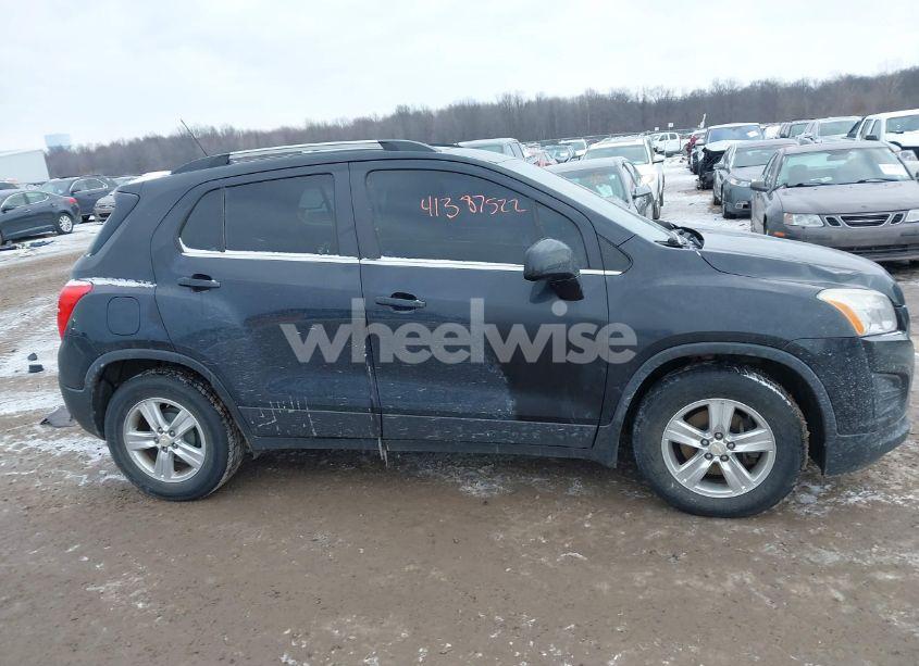 Photo 13 of 2015 Chevrolet Trax LT (VIN 3GNCJLSB5FL252453)
