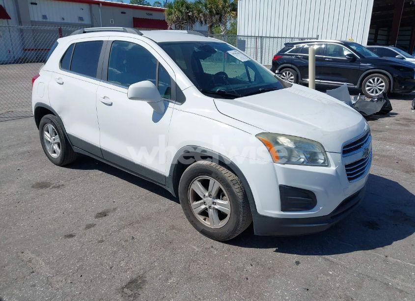 2016 Chevrolet Trax LT (VIN 3GNCJLSB5GL141743) main photo
